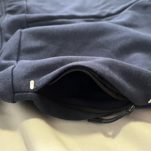 Nike Sportswear Tech Fleece Jogger - Picture 9 of 10